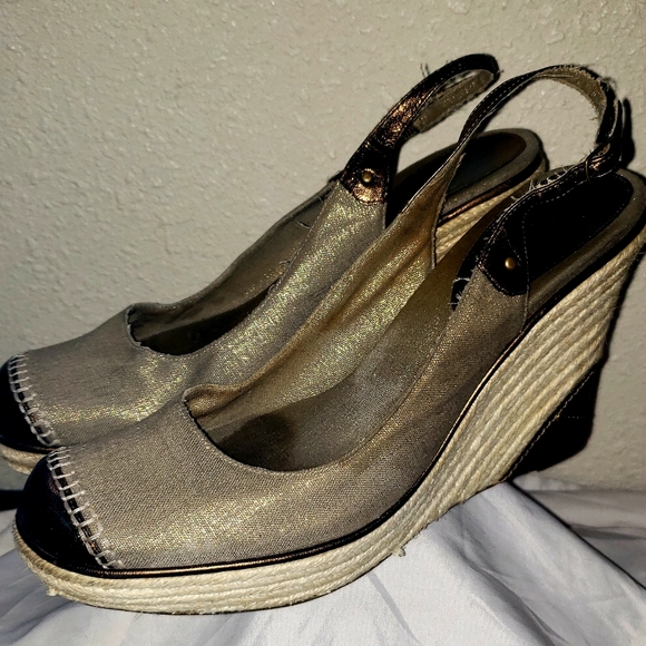 "COLE HAAN/G SERIES" WEDGE ESPADRILLE COPPER - Picture 2 of 4